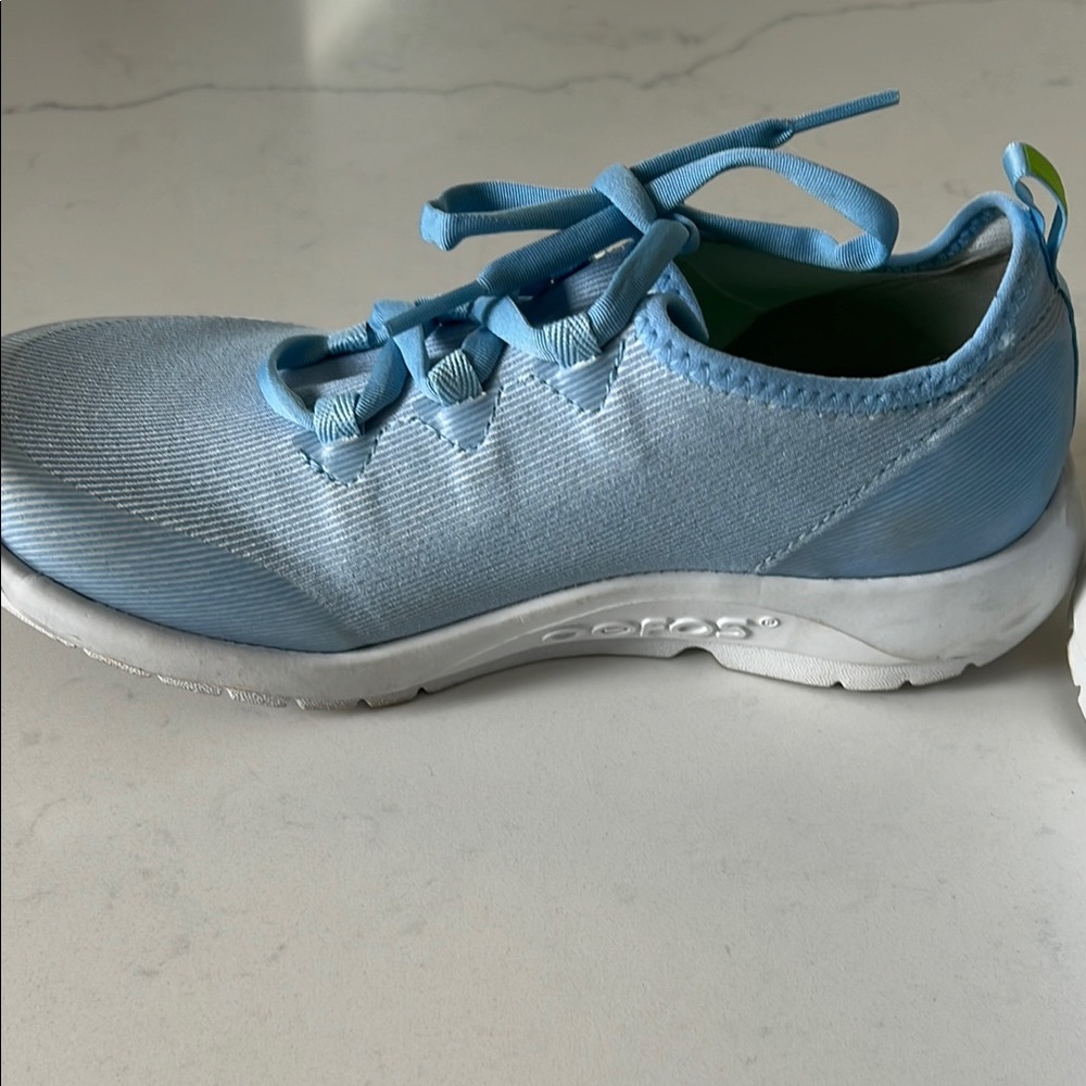 Oofos Women's Light Blue Stride Shoes sz 7.5 - Picture 4 of 11